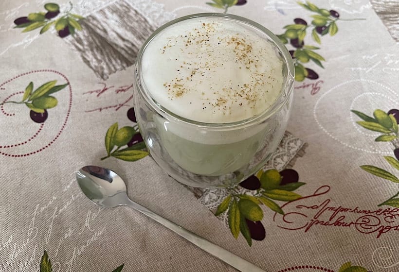 Erholung mit Matcha Latte